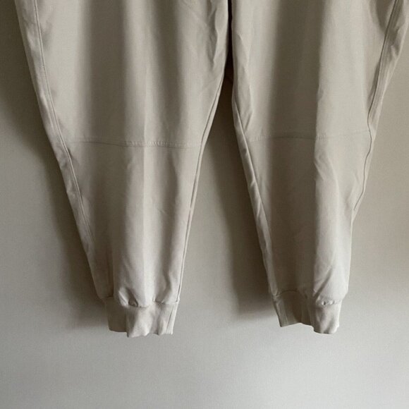 Old Navy Wmn Plus XXL Beige Drawstring Waist Pocketed Dry Quick Jogger Pants - Picture 2 of 8